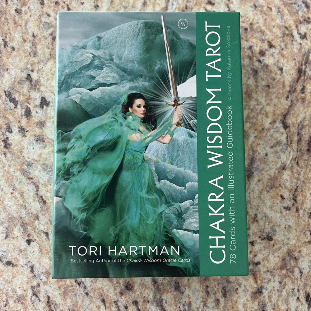 Chakra Wisdom Tarot 78 cards w illustrated guide book by Tori Hartman - Like New